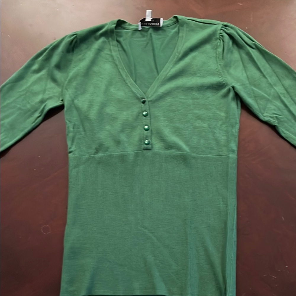 Green V-Neck Buttoned Top